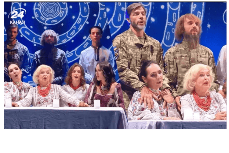 Ада Роговцева виконала стародавню колядку разом із чотирма поколіннями своєї родини