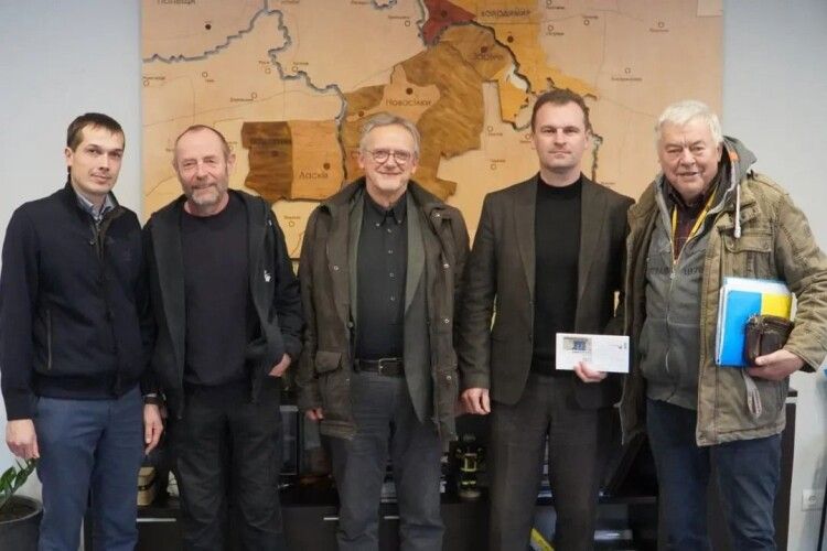 У Володимир завітали закордонні партнери з подарунками (Фото)