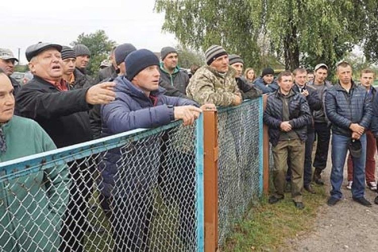 Чи буде у Стобихівці Перший дзвінок? А нова школа?