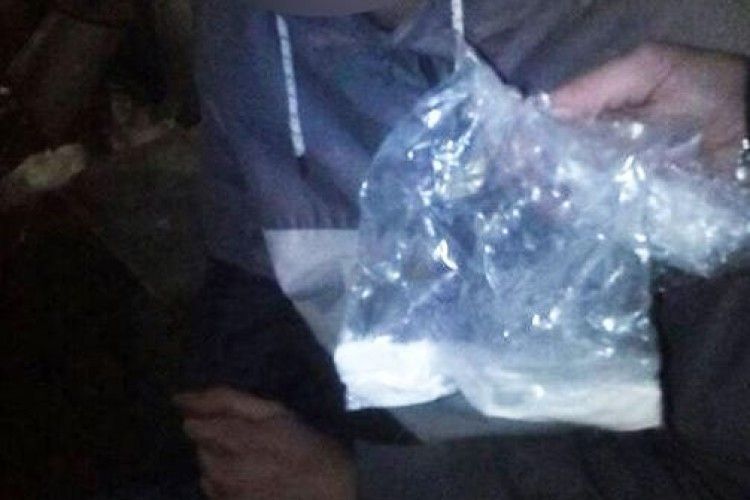 У Нововолинську поліцейські вилучили амфетамін