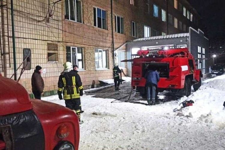 На Прикарпатті стався вибух в реанімації лікарні, щонайменше двоє загиблих: з'явилися перші подробиці