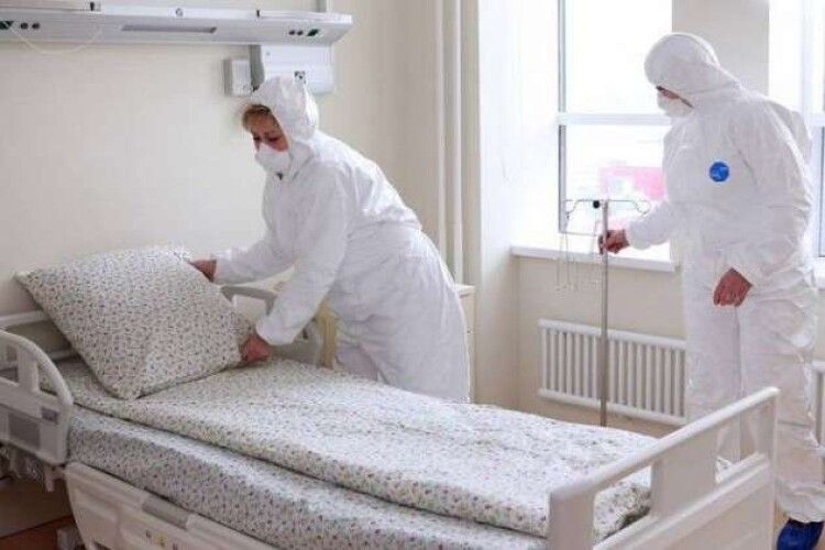 Україну в найближчі місяці чекає два сплески захворюваності Covid-19, – учені