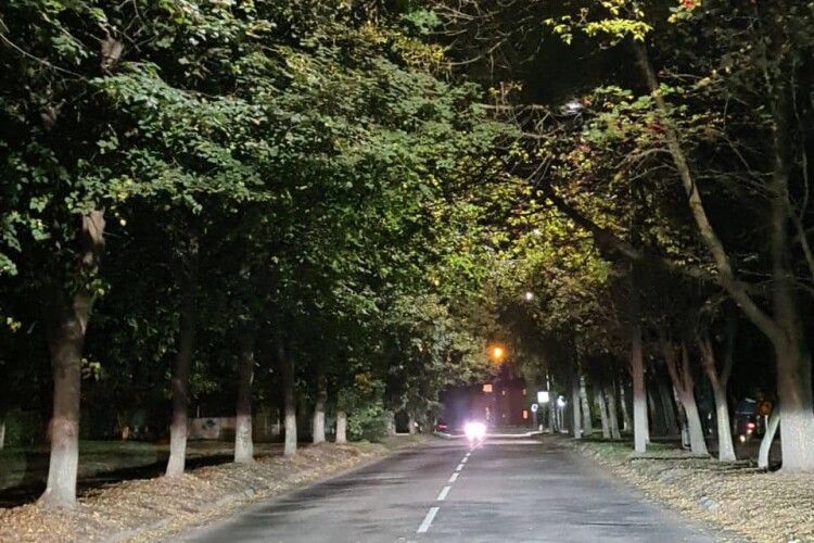 Майже 200 LED-світильників встановили на 4 вулицях Луцька