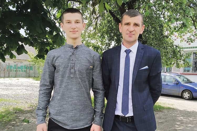 Кіборг Донецького аеропорту Василь Шумик подарував нирку своєму єдиному синові
