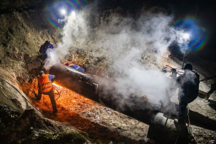 Як майстри з Волині рятували столичні багатоповерхівки від холоду