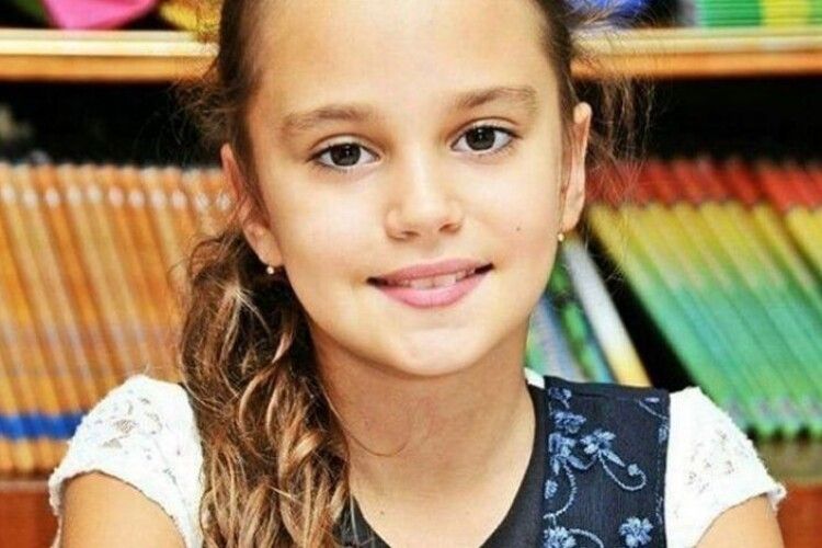 Вбивця 11-річної Дарини Лук'яненко перерізав собі горло у суді 