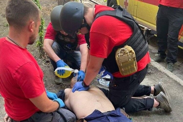 Медики з Волині рятують людей на прифронтових територіях
