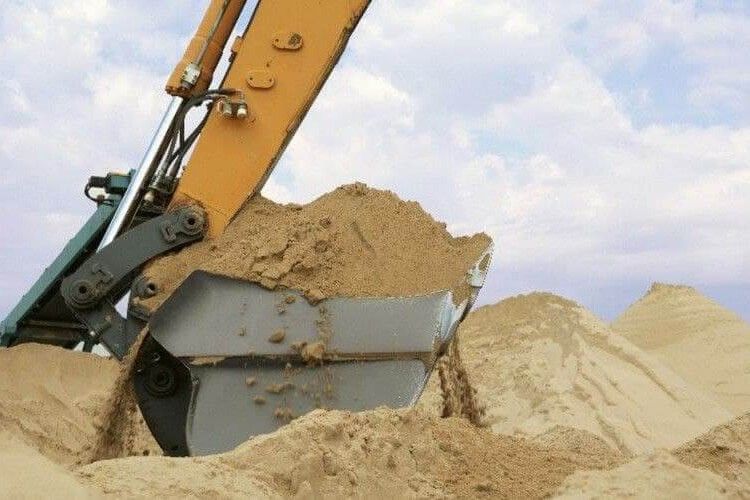 Волинянин, який «випадково» накопав піску на пів мільйона, отримав реальний термін