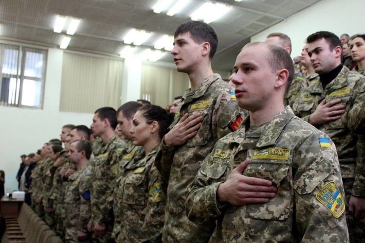 Вперше на Волині одразу 80 випускників Луцького НТУ стали офіцерами