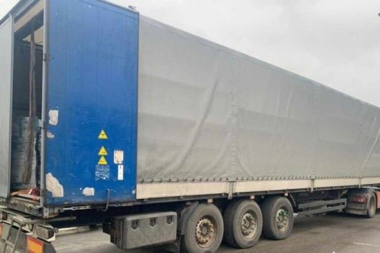 ДБР передало арештований на Волинській митниці вантаж із дорогоцінними металами на 10 мільйонів