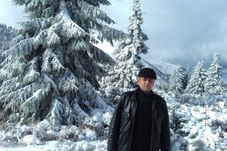 Директор Нацпарку «Цуманська пуща» з нагоди 50-річчя Карпатського заповідника видерся на засніжену Говерлу