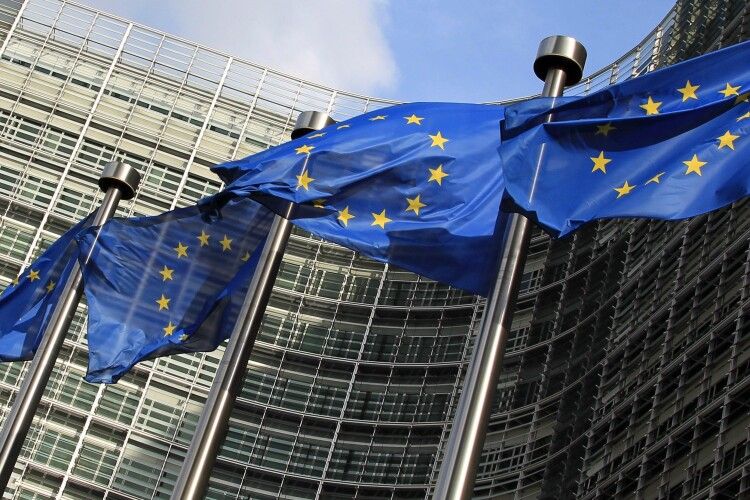 Єврокомісія рекомендуватиме почати переговори з Україною про членство в ЄС – ЗМІ
