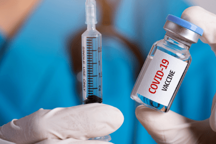 Для 12-річних дозволили бустерну вакцинацію проти COVID-19