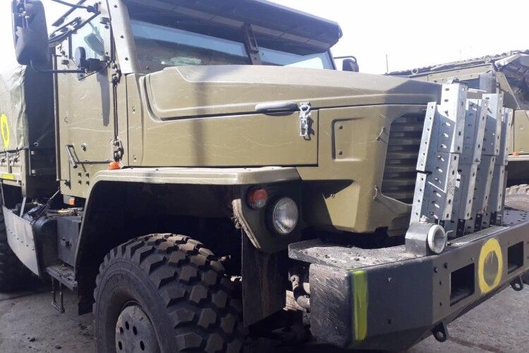 Українці захопили два новенькі броньовані «Урали» і знищили 5 одиниць техніки  орків