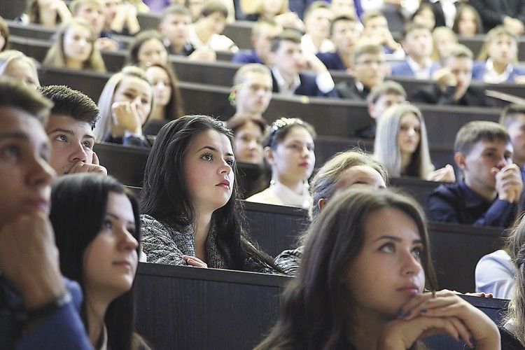 Учнів без ID-карток не допустять до складання ЗНО