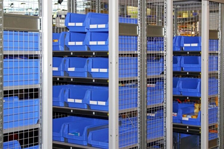 Автоматизовані сортувальні стелажі для складу: що це і які функції вони виконують?