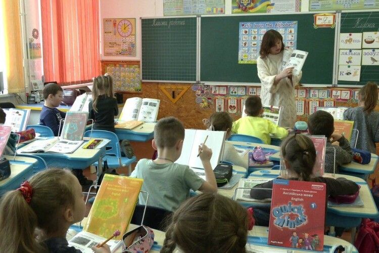 У школу — в серпні: у департаменті освіти Рівненщини озвучили пропозиції на новий навчальний рік 