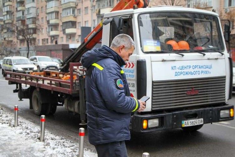 У Києві евакуювали машину сім’ї Святослава Вакарчука