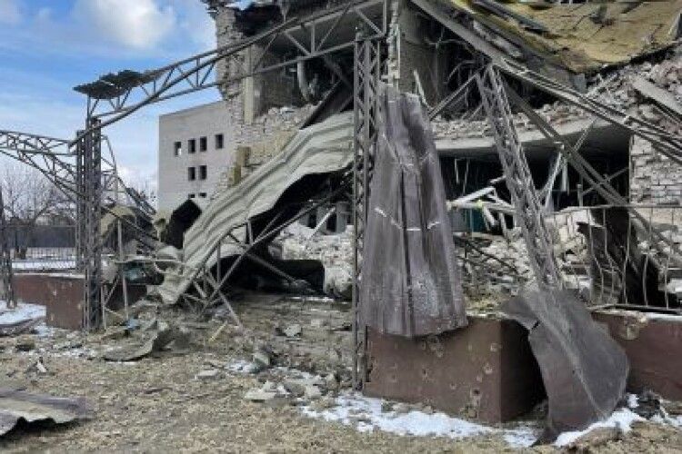 Щоб вийти на адмінмежу, росіяни б’ють по населених пунктах Луганщини з усіх видів важкого озброєння