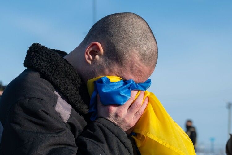Захисник з Волині, який 3 роки був у полоні, повертається до рідного дому