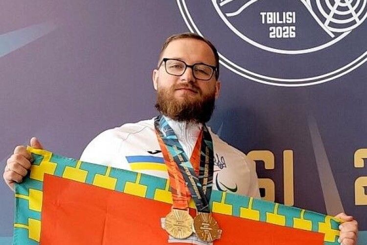 Перемога для новонародженої донечки: волинянин підкорив Європу з пара пауерліфтингу