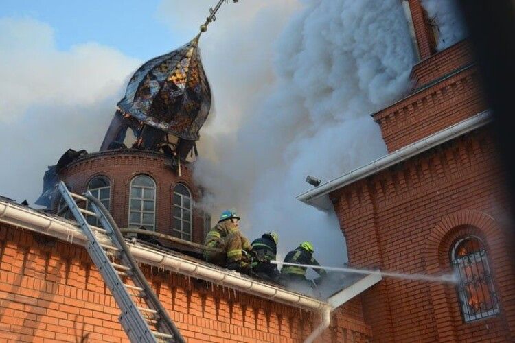 На Чернігівщині на Водохреще згоріла церква