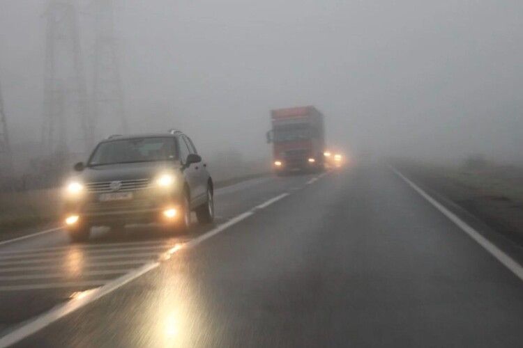 На Волині водіїв попереджають про небезепечне метеорологічне явище