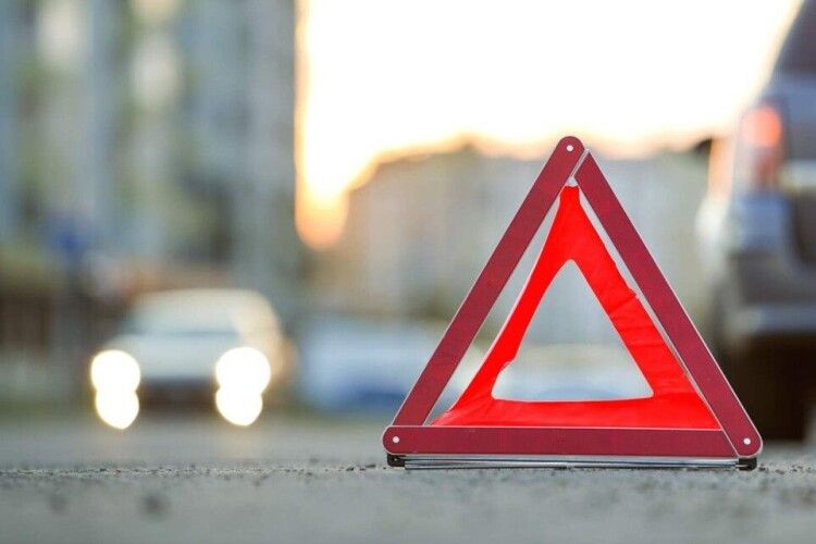 У Луцьку водій збив двох підлітків – їх госпіталізували