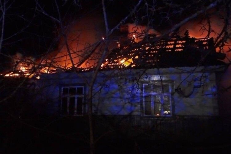 На Волині під час пожежі травмувався чоловік