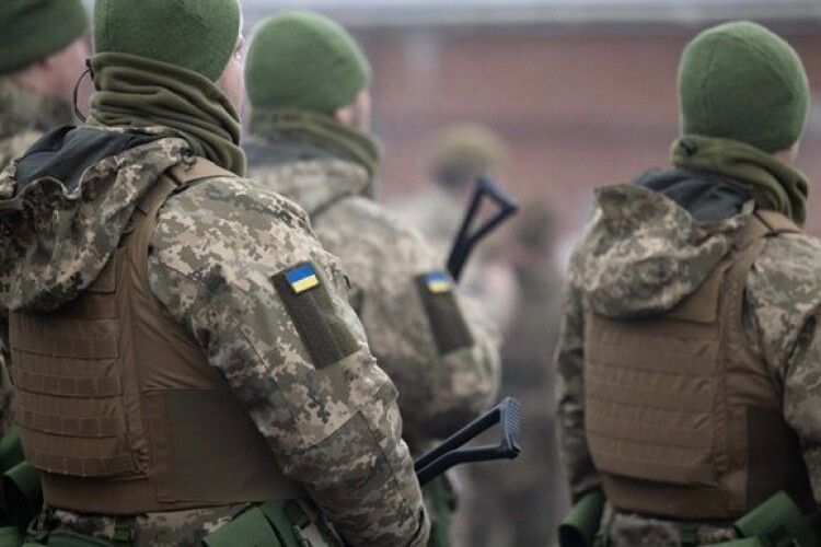 Воєнний стан та мобілізацію в Україні продовжують на 90 днів