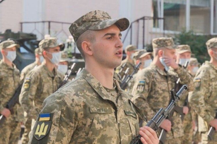 Україна відзначає День Збройних сил. Зеленський привітав військових