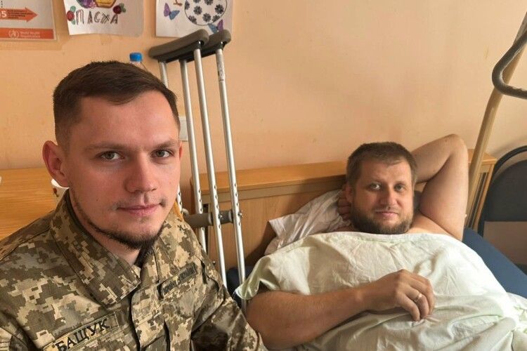 Представники волинської бригади відвідали поранених побратимів