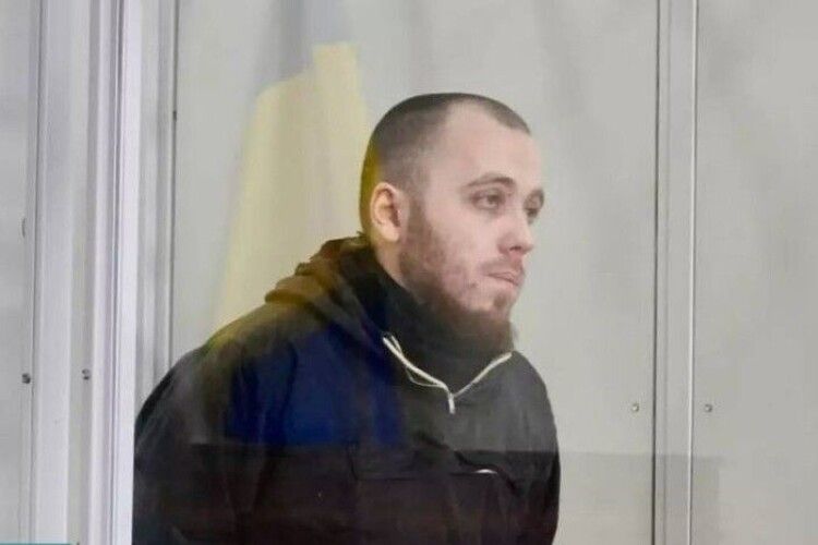Вибух у столичному суді: чоловік, який підірвав гранату, загинув