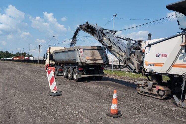 На Волині триває капремонт міжнародної траси М-07 за підтримки ЄС