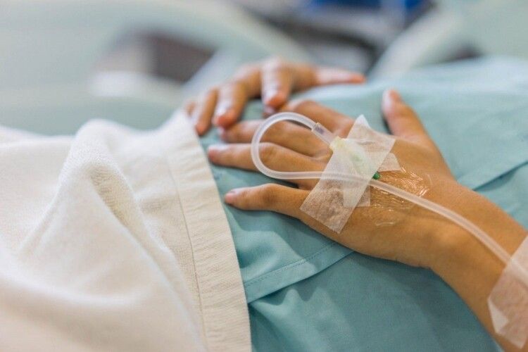 На Волині померла жінка, яку жорстоко побив чоловік