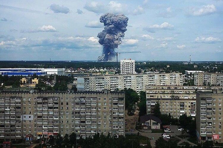 На військовому заводі в Росії вибухнув цех з виробництва тротилу