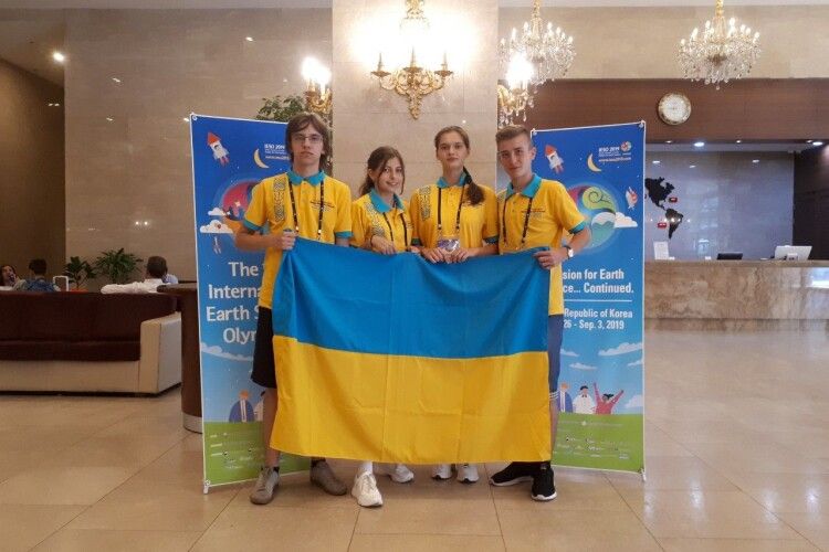 Український школяр виборов бронзу на Міжнародній олімпіаді в Кореї