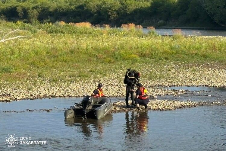 Віднесло течією річки Тиса: на Закарпатті тривають пошуки 10-річного хлопчика