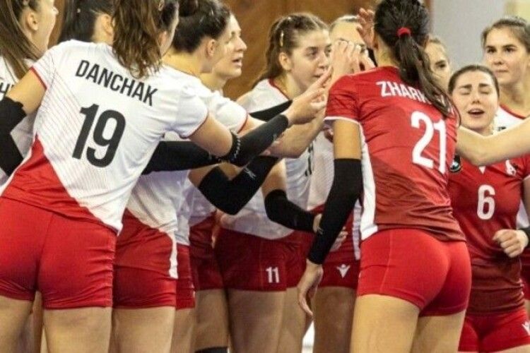 Волейболістки «Прометею» розпочали чемпіонат Чехії впевненою перемогою