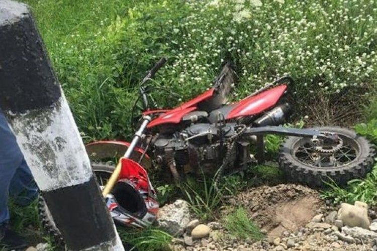 Поїзд збив 10-річного хлопчика на мотоциклі