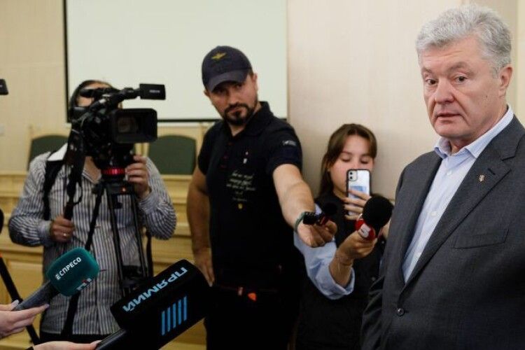 Порошенко про судове засідання щодо санкцій у закритому режимі: це «путін-стайл»