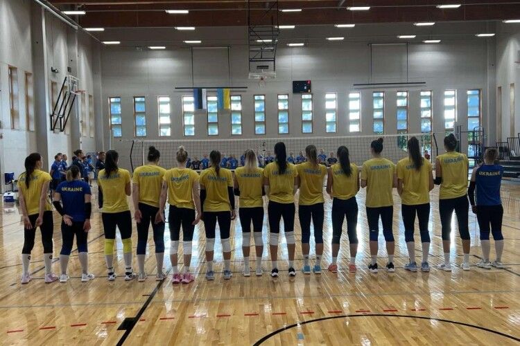 Жіноча збірна України з волейболу провела черговий контрольний поєдинок