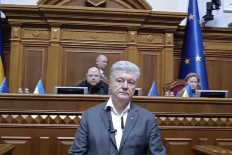 Порошенко закликає будувати фортифікації на Дніпропетровщині і вздовж Дніпра у Запоріжжі та Херсоні