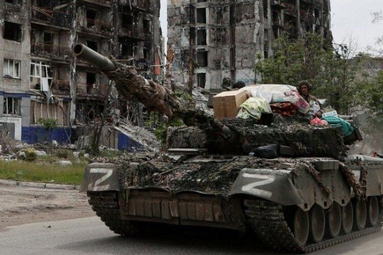 На Волині переселенці кажуть, що росіяни грабують їхнє майно на сході