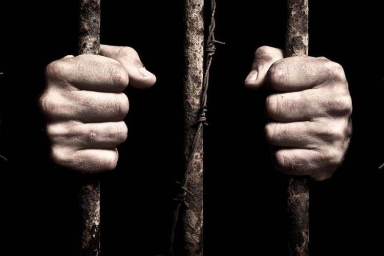 Рецидивісту дали 11 років за ґратами – приробив ноги роверу, ще й поцупив 850 гривень