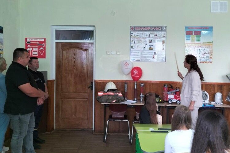 Навчання у час війни: в одному з волинських ліцеїв відкрили «Клас безпеки»