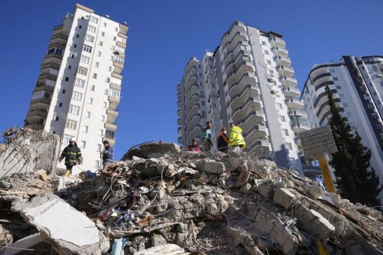 У Туреччині сталися ще два потужні землетруси