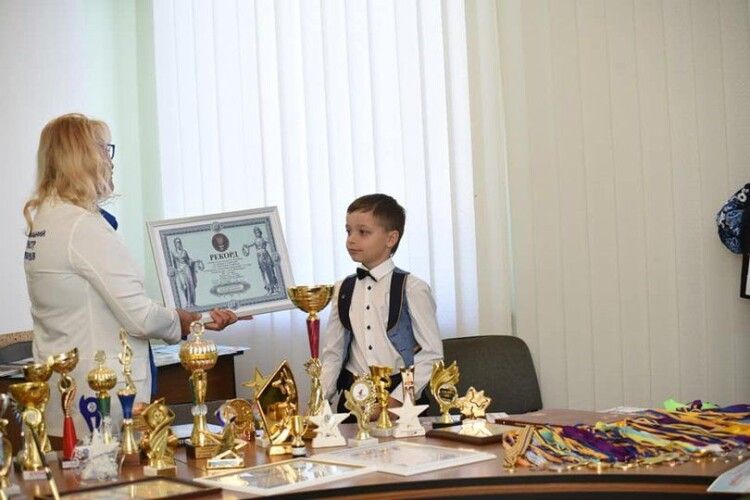 Рівненський школяр здобув найбільше нагород в Україні (Фото)