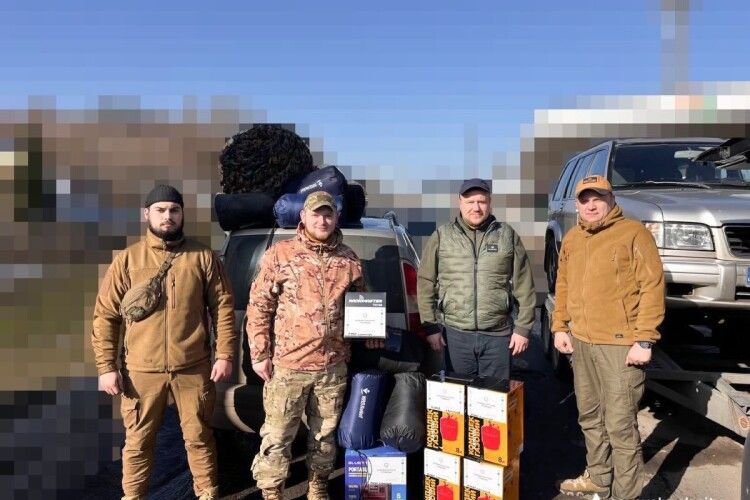 Мер Нововолинська відвідав у прифронтовій зоні шість бригад