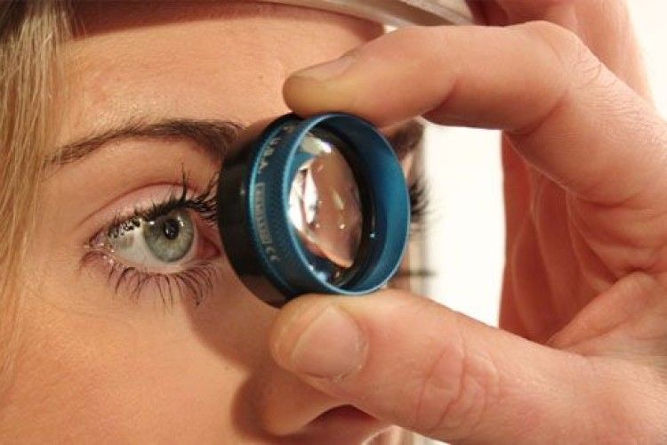 Волинські окулісти нагадують, як зберегти зір